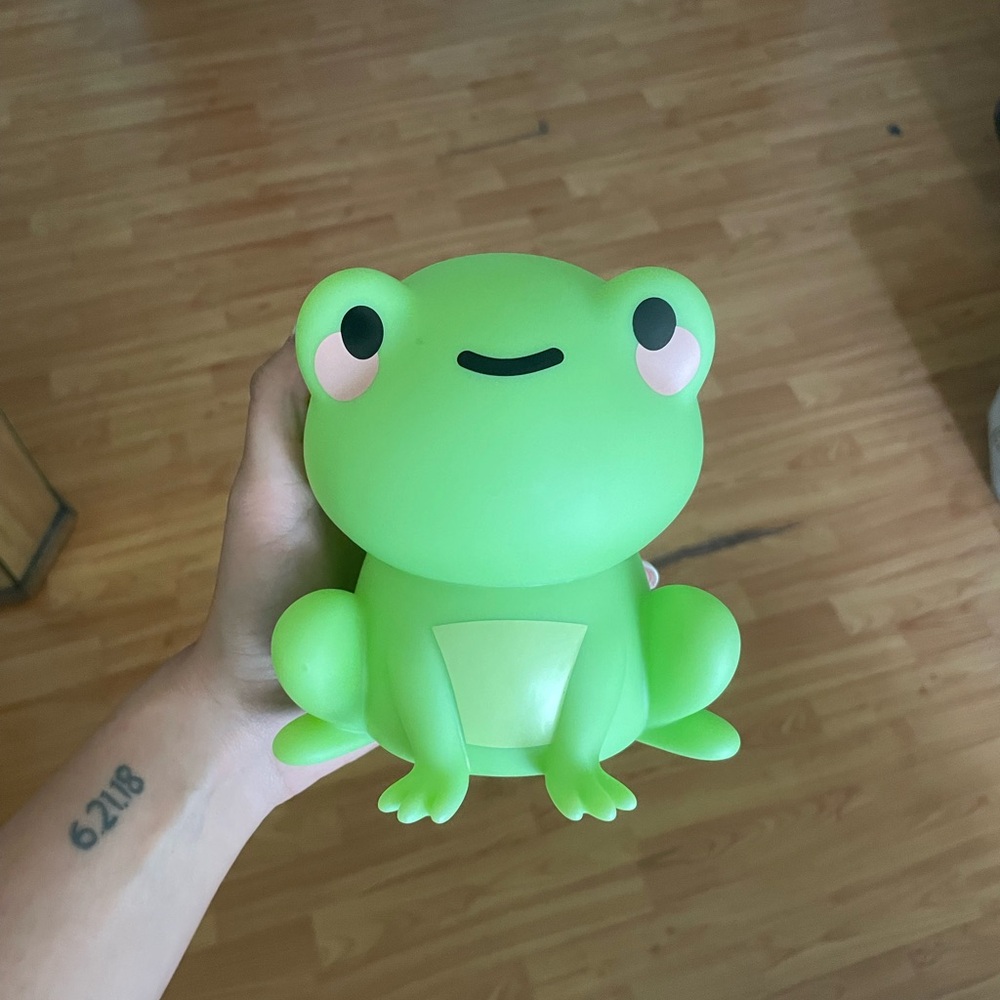 Frog Ambient Light